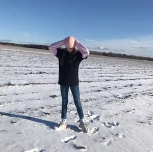 Meet your Posher, Lily